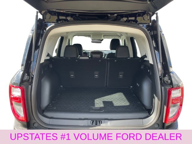 New 2026 Black Ford Outer Banks image 5
