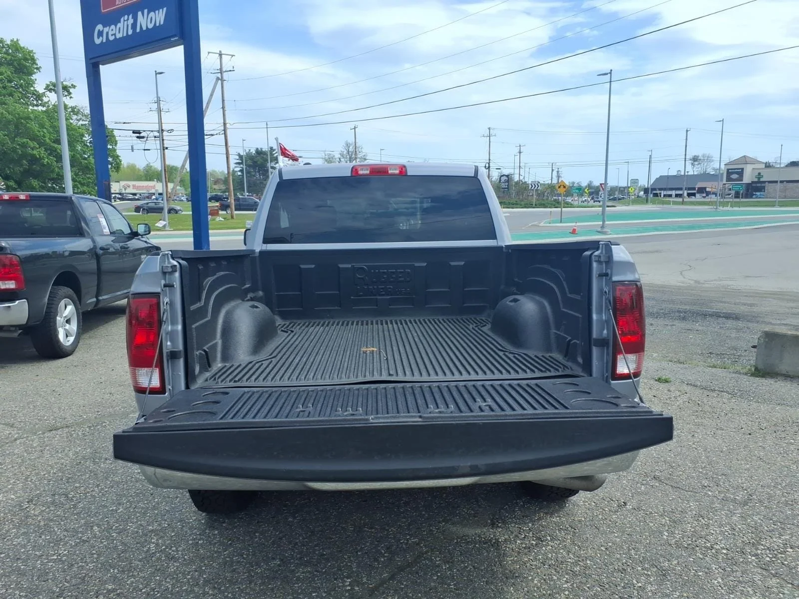 Used 2024 Billet Silver Metallic Ram SLT image 13