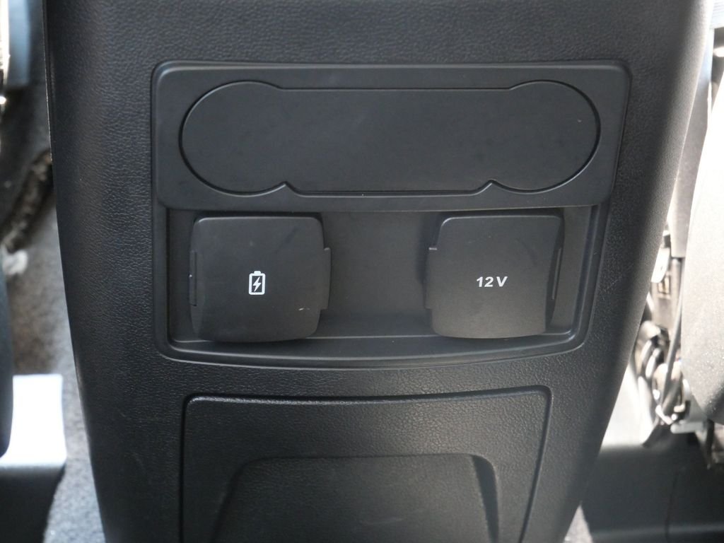 Certified Used 2024 Green Ford XLT image 16