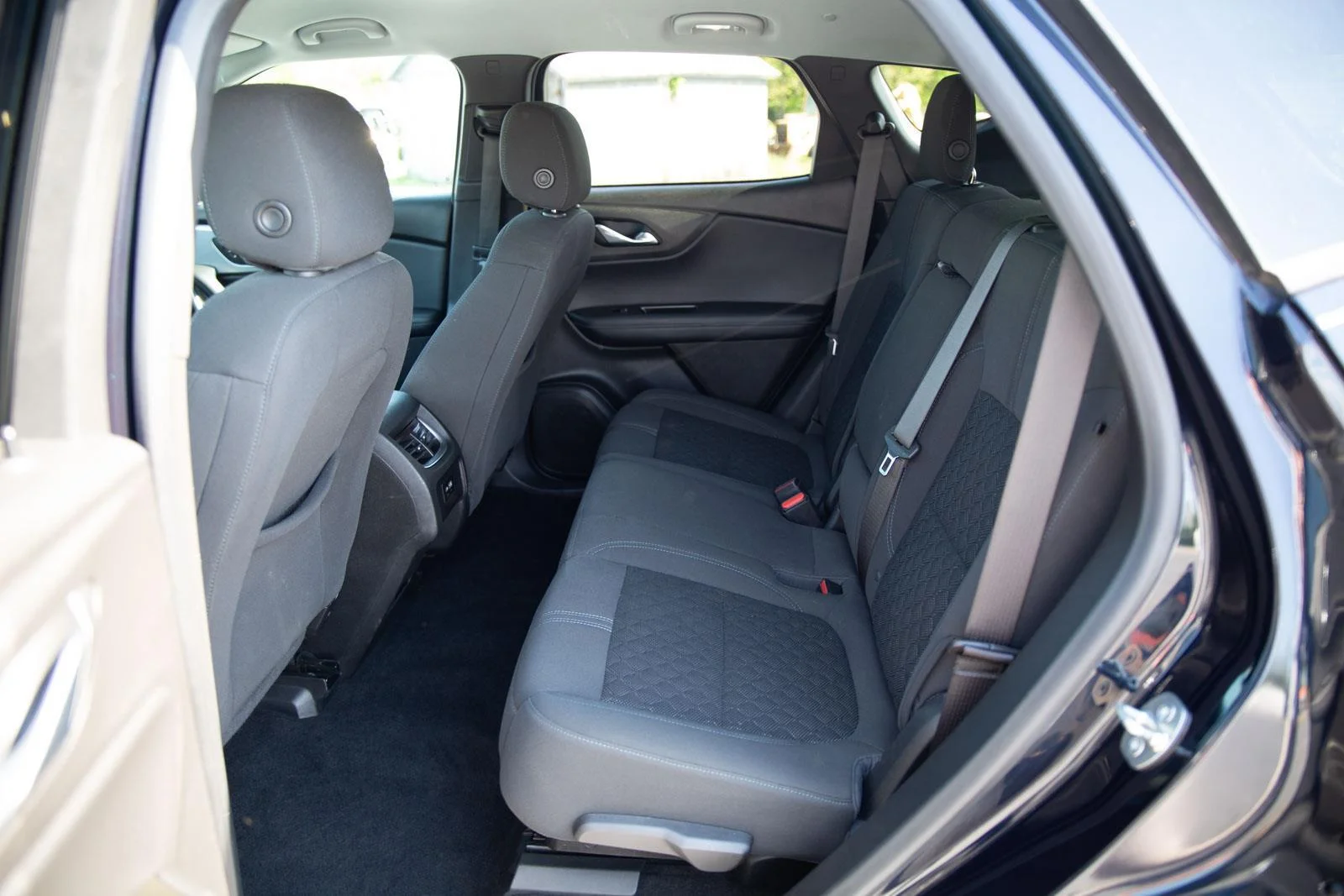 Used 2021 Midnight Blue Metallic Chevrolet 2LT image 22