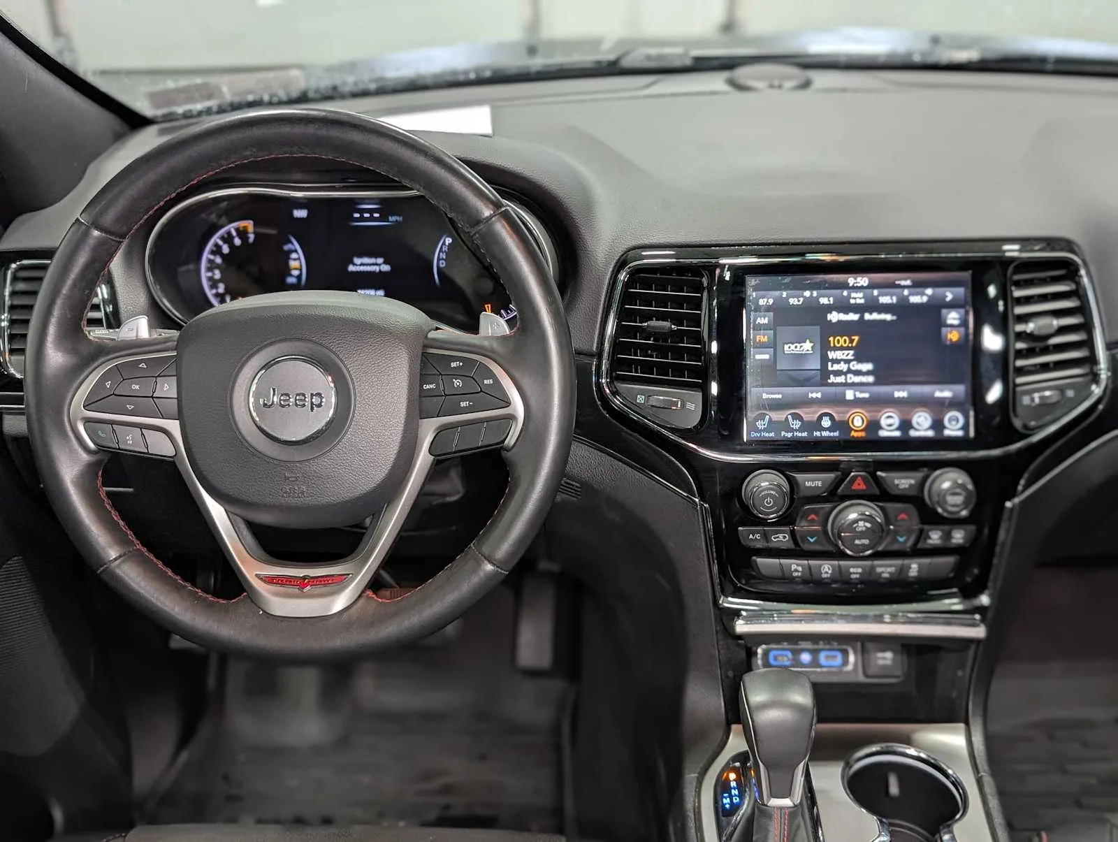 Used 2019 Granite Crystal Metallic Clearcoat Jeep Trailhawk image 5
