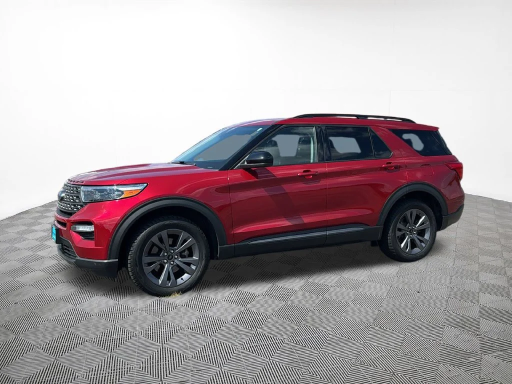 Used 2022 Ford Explorer XLT with VIN 1FMSK8DH6NGA19910 for sale in Hastings, Minnesota