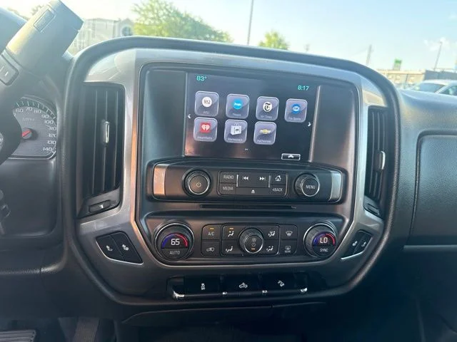 Used 2018 Red Chevrolet LT image 24