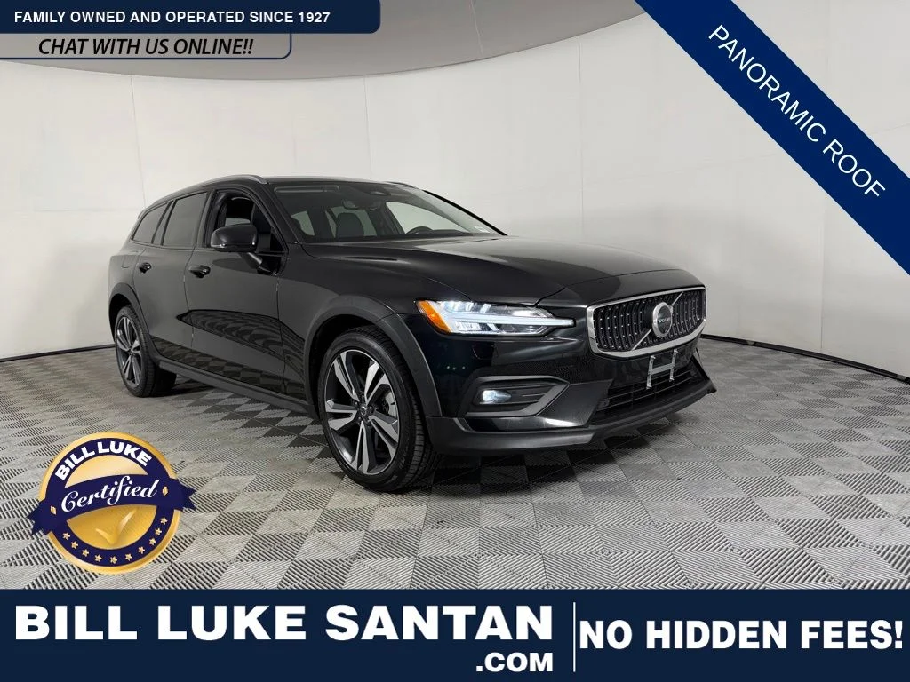 2025 Volvo V60 Cross Country B5 Plus AWD's photo