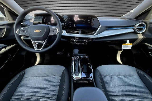 New 2026 Summit White Chevrolet LT image 5