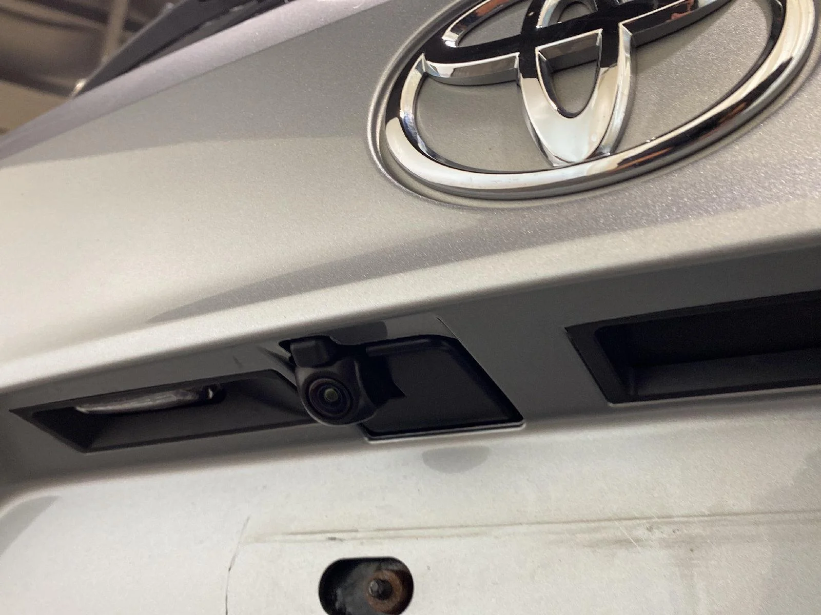 Used 2022 Celestial Silver Metallic Toyota XLE image 15
