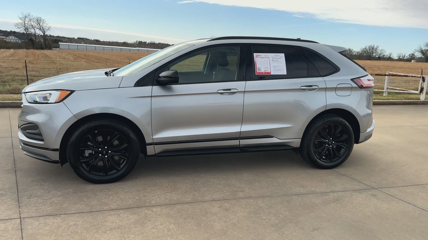 Used 2024 Silver Metallic Ford SE image 6