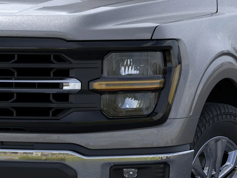 New 2026 Carbonized Gray Metallic Ford XLT image 18