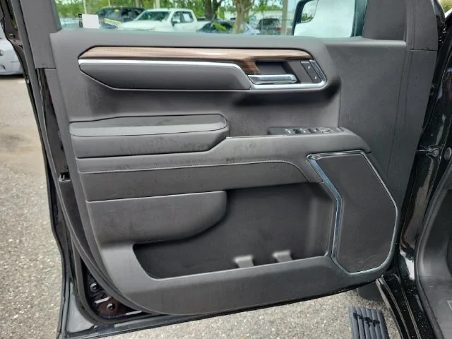 2024 Chevrolet Silverado 1500 LT - Photo 25