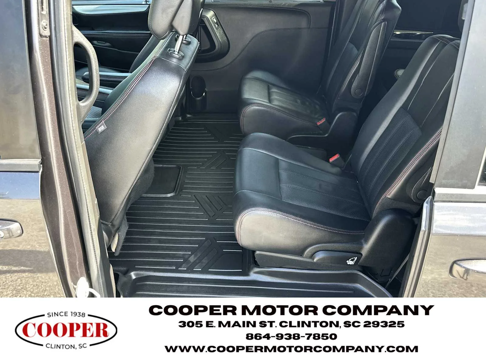 Used 2018 Granite Pearlcoat Dodge GT image 19