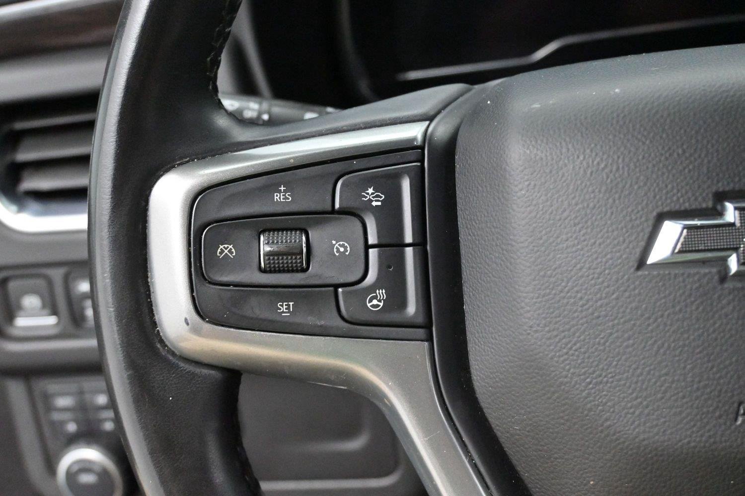 Used 2024 Black Chevrolet Z71 image 20