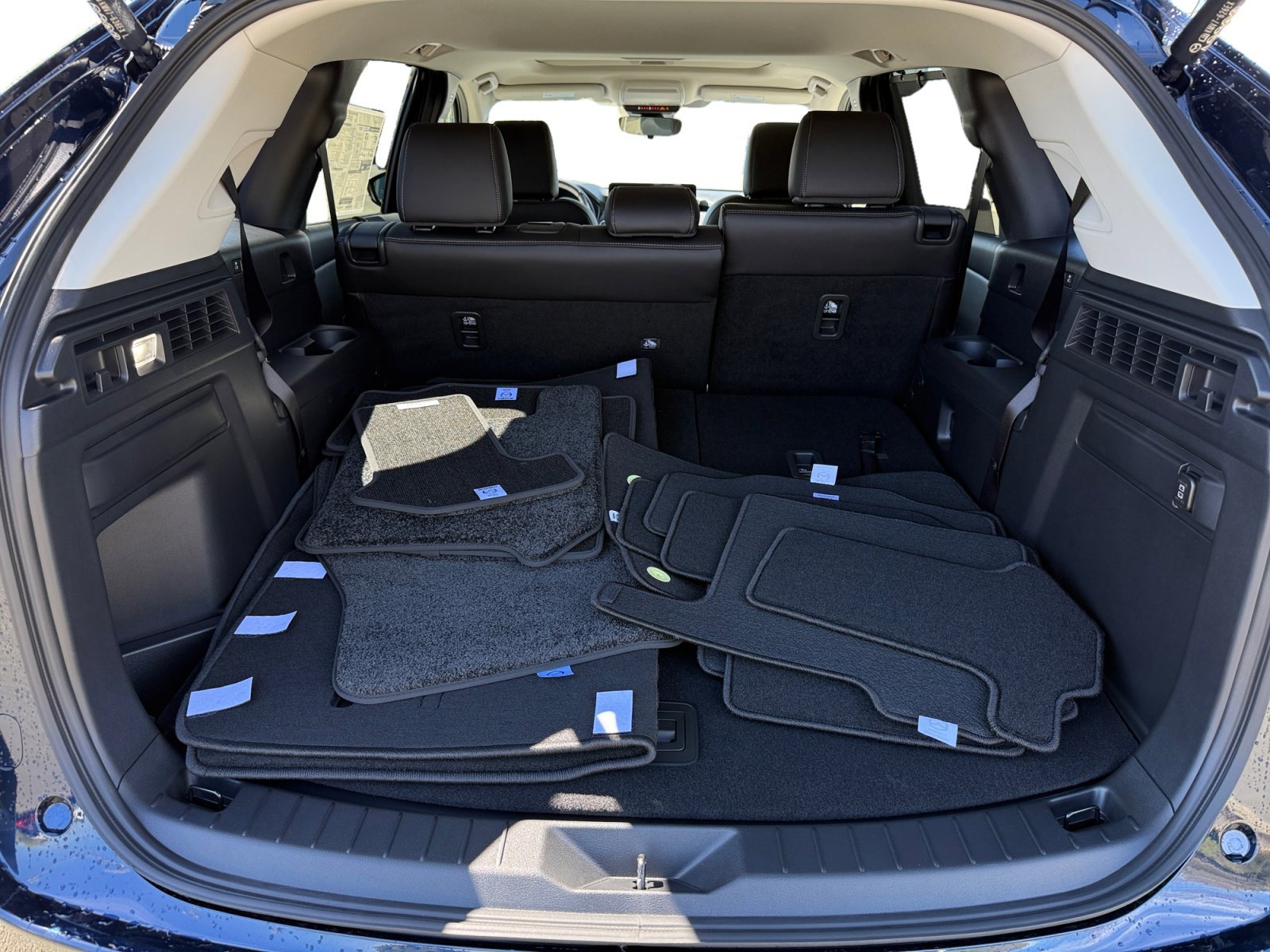 2026 Mazda CX-90 Preferred Package - Photo 17