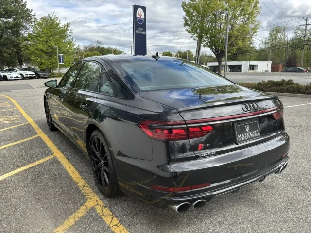 Used 2022 Mythos Black Metallic Audi BLACK OPTIC PLUS & EXECUTIVE PACKAGE !! BANG & OLUFSEN ADVANCED !!! OVER $ 146K MSRP !!! image 6