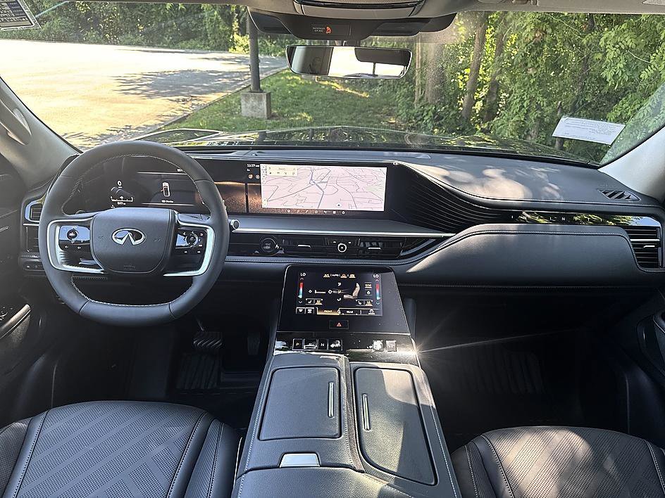 New 2026 Black Obsidian INFINITI LUXE image 19
