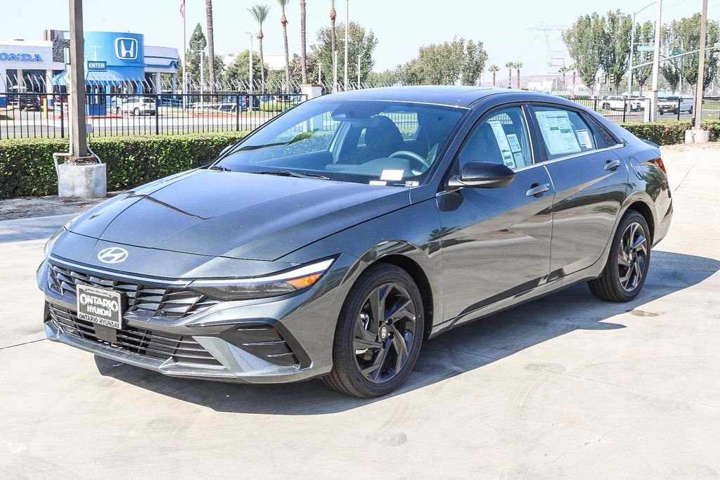 New 2026 Gray Hyundai SEL Sport image 3