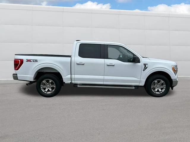 Used 2023 White Ford XLT image 16
