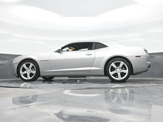 Used 2011 Silver Chevrolet 1LS image 20