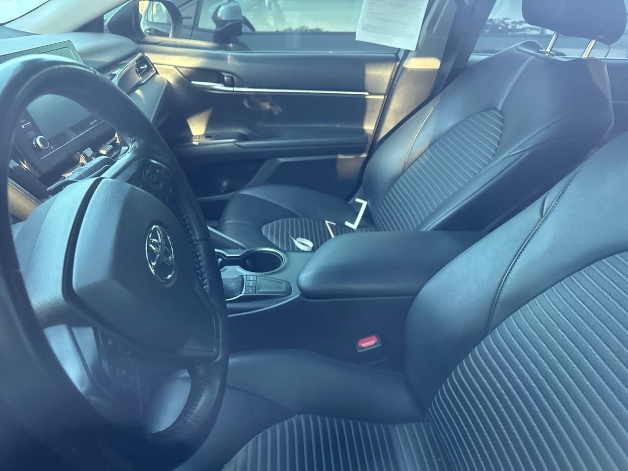 Used 2022 Silver Toyota SE image 4
