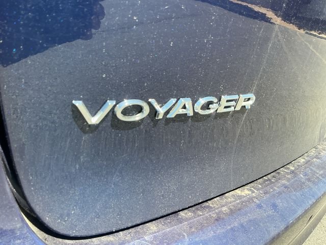Used 2020 Blue Chrysler LX image 29