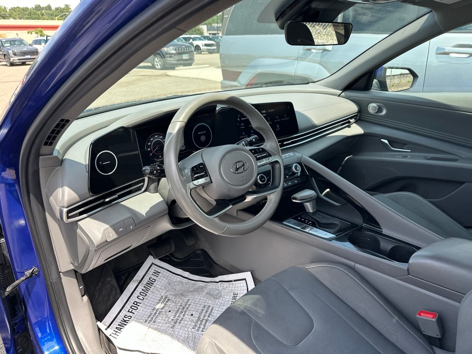 Used 2023 Blue Hyundai SEL image 9