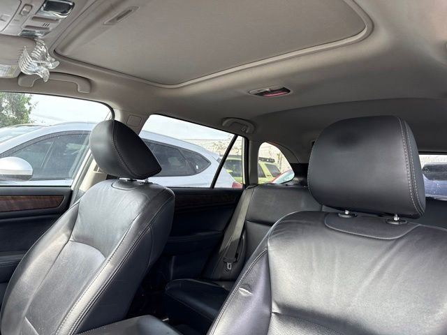 Used 2015 Crystal White Pearl Subaru 2.5i Limited image 6