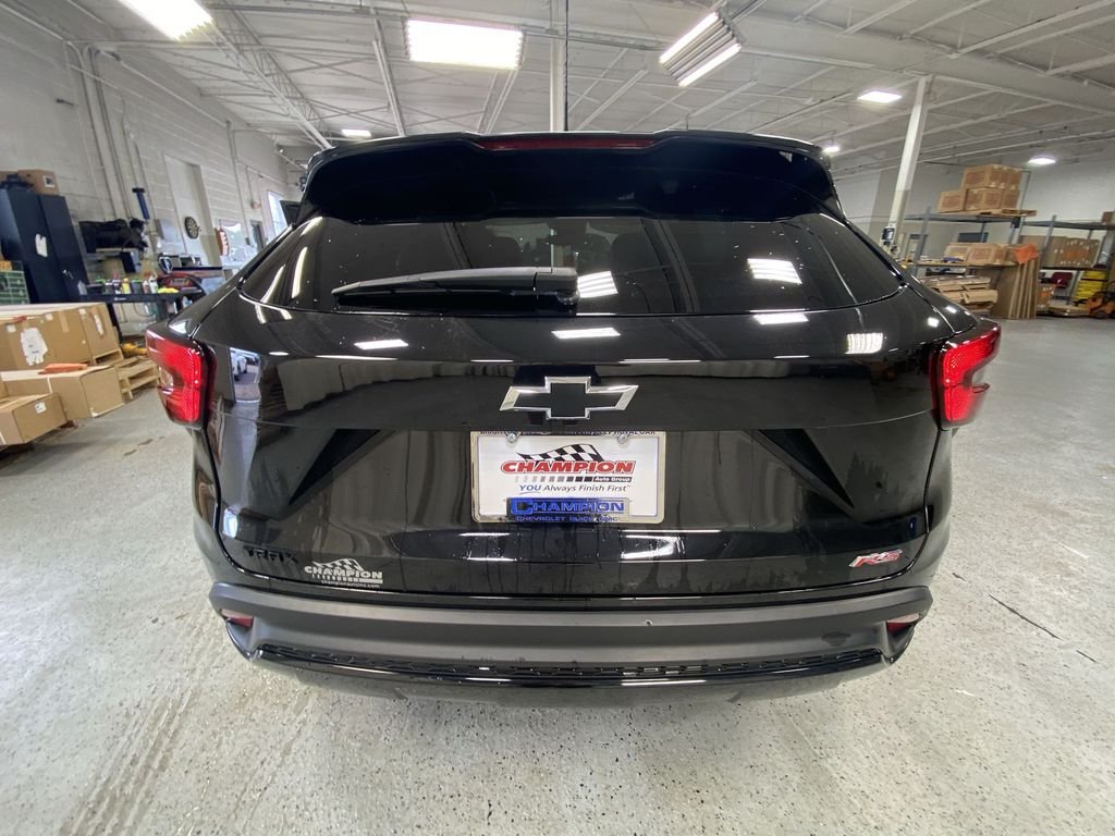 Used 2024 Black Metallic Chevrolet 2RS image 33