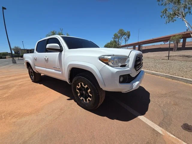Used 2019 White Toyota SR5 image 1
