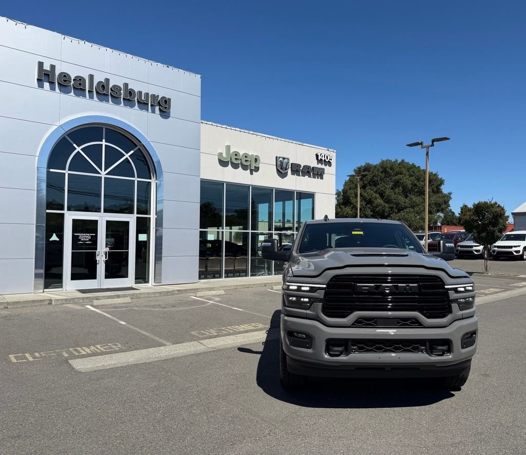New 2026 Ceramic Gray Clear-Coat Exterior Paint RAM Laramie image 8
