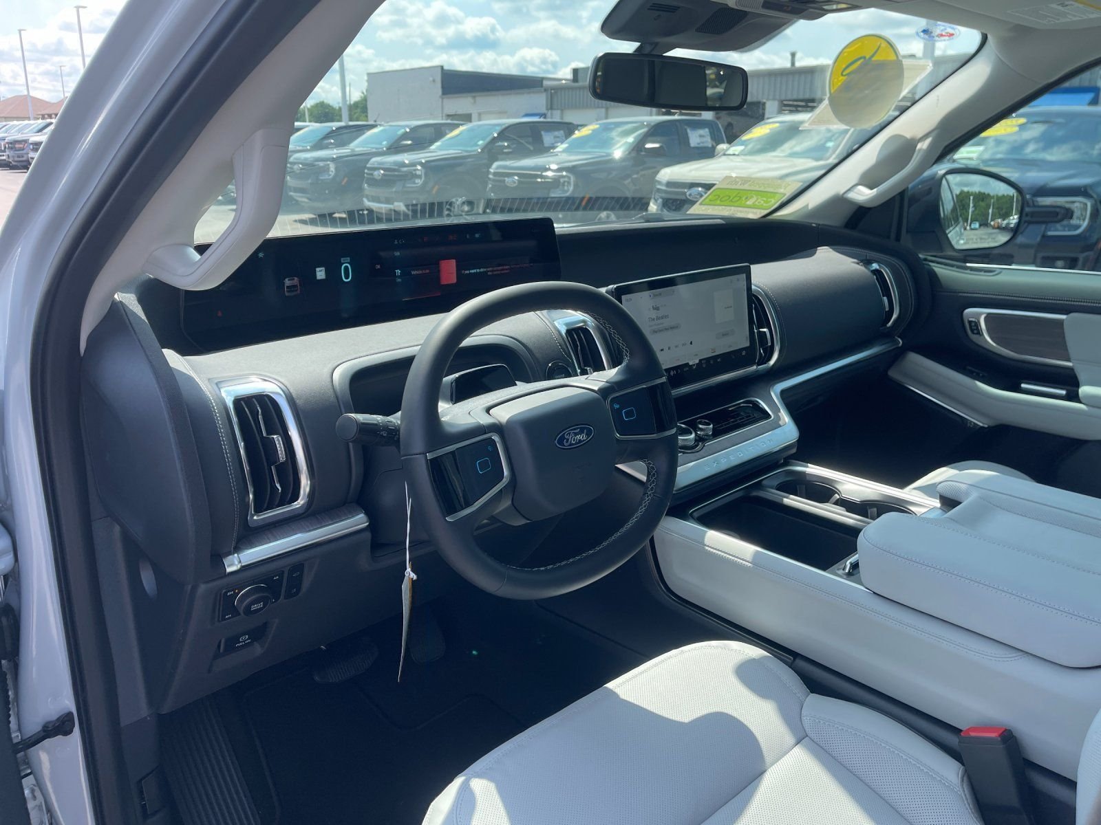 New 2026 Space Silver Metallic Ford Platinum® image 10