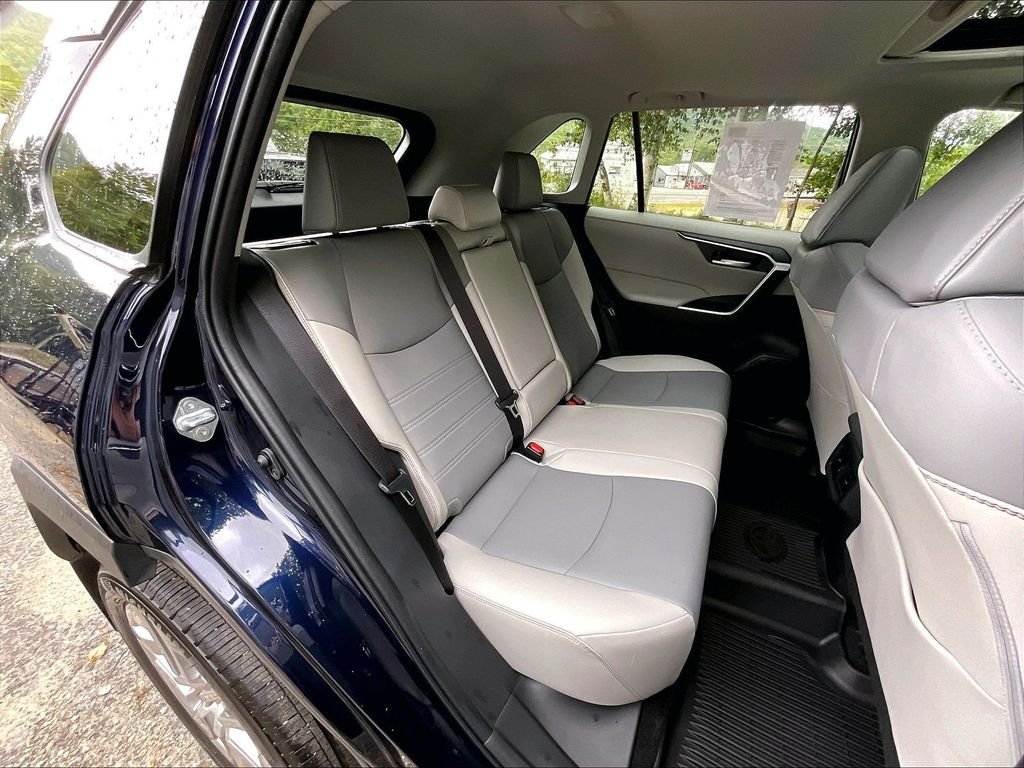 Used 2025 Blueprint Toyota XLE Premium image 16