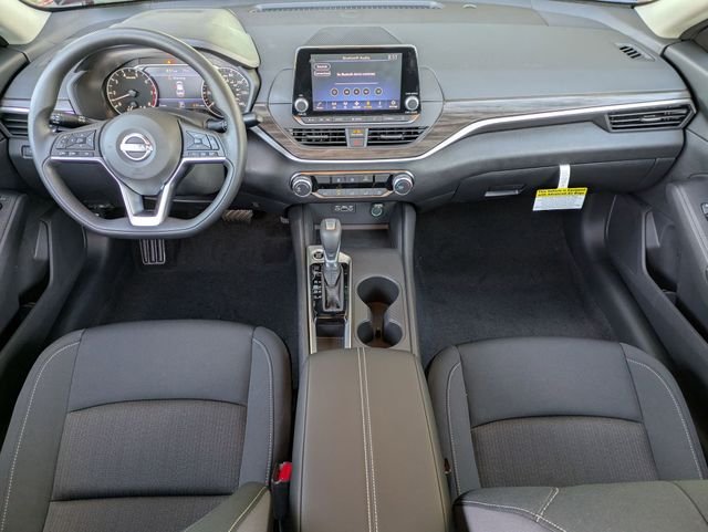 2025 Nissan Altima SV - Photo 7