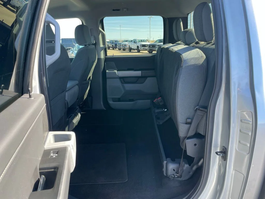 Used 2024 Silver Ford XLT image 56