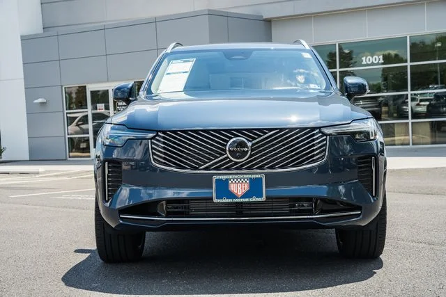 Used 2025 Denim Blue Volvo Ultra image 2