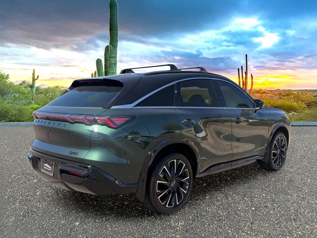 New 2027 2T DEEP EMRD INFINITI Autograph AWD image 4