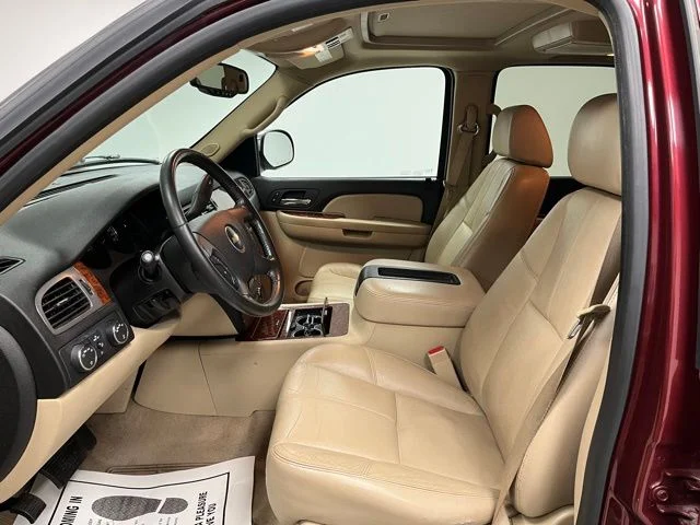 Used 2008 Red Chevrolet LTZ image 21