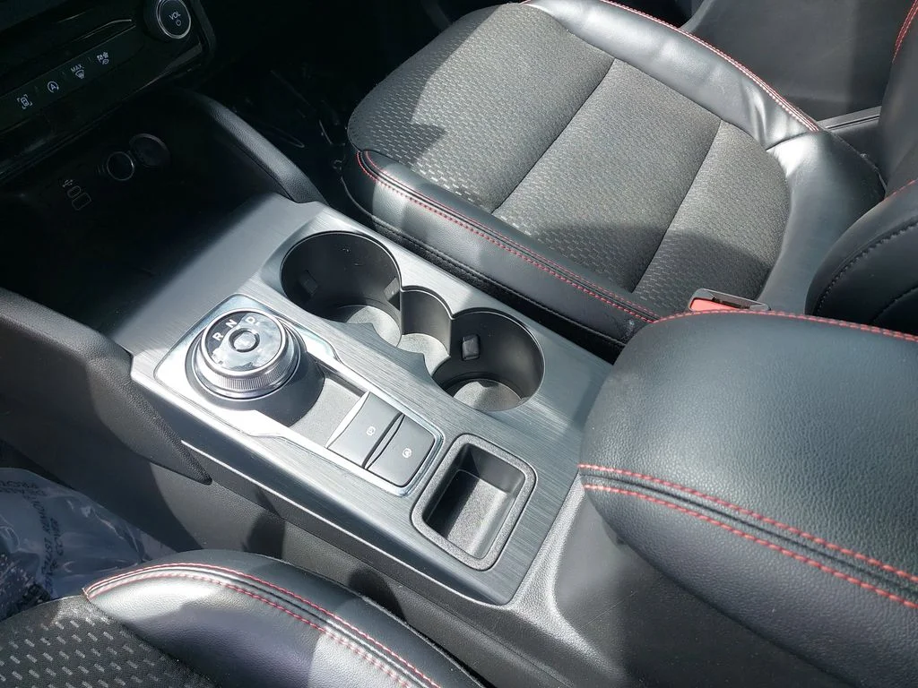 Used 2025 Gray Ford ST-Line image 24