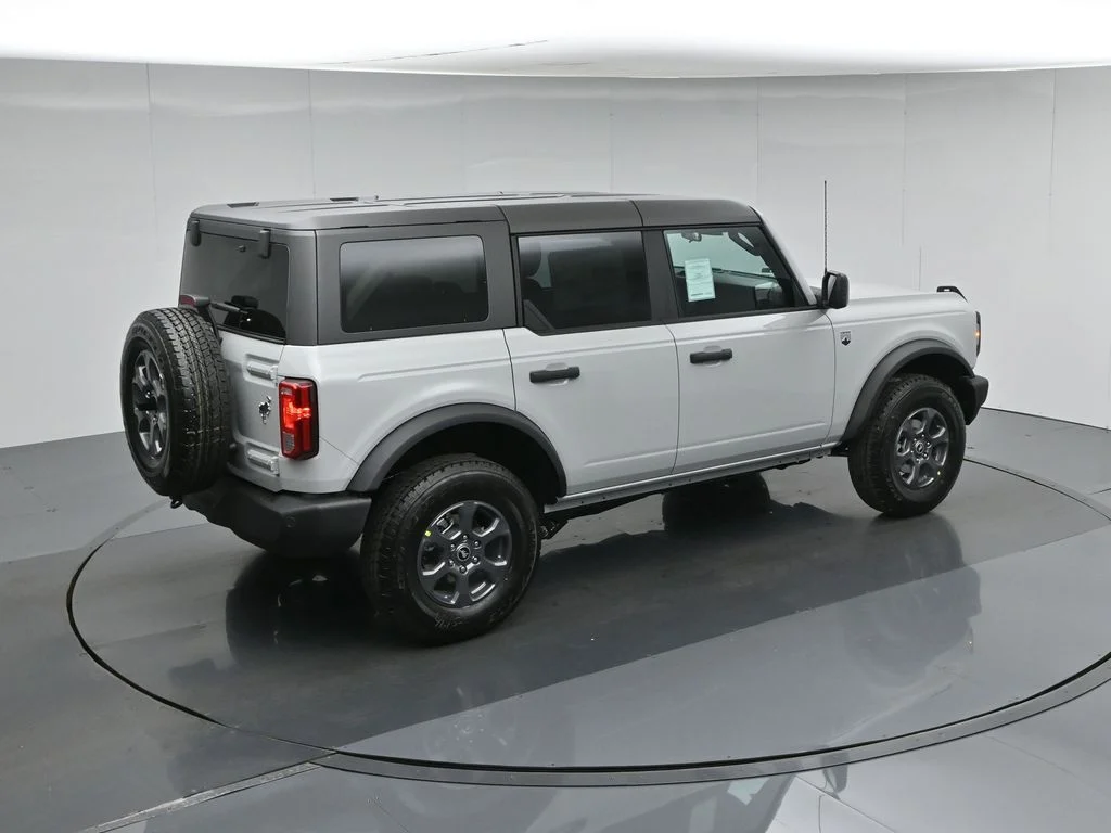 New 2026 White Ford Big Bend image 38