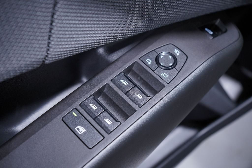 Used 2025 Dark Graphite BMW 30 xDrive image 19