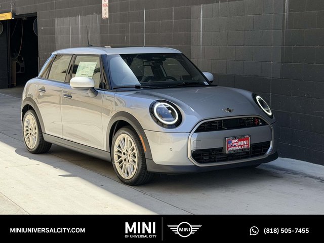 2026 MINI 4 Door Signature Plus