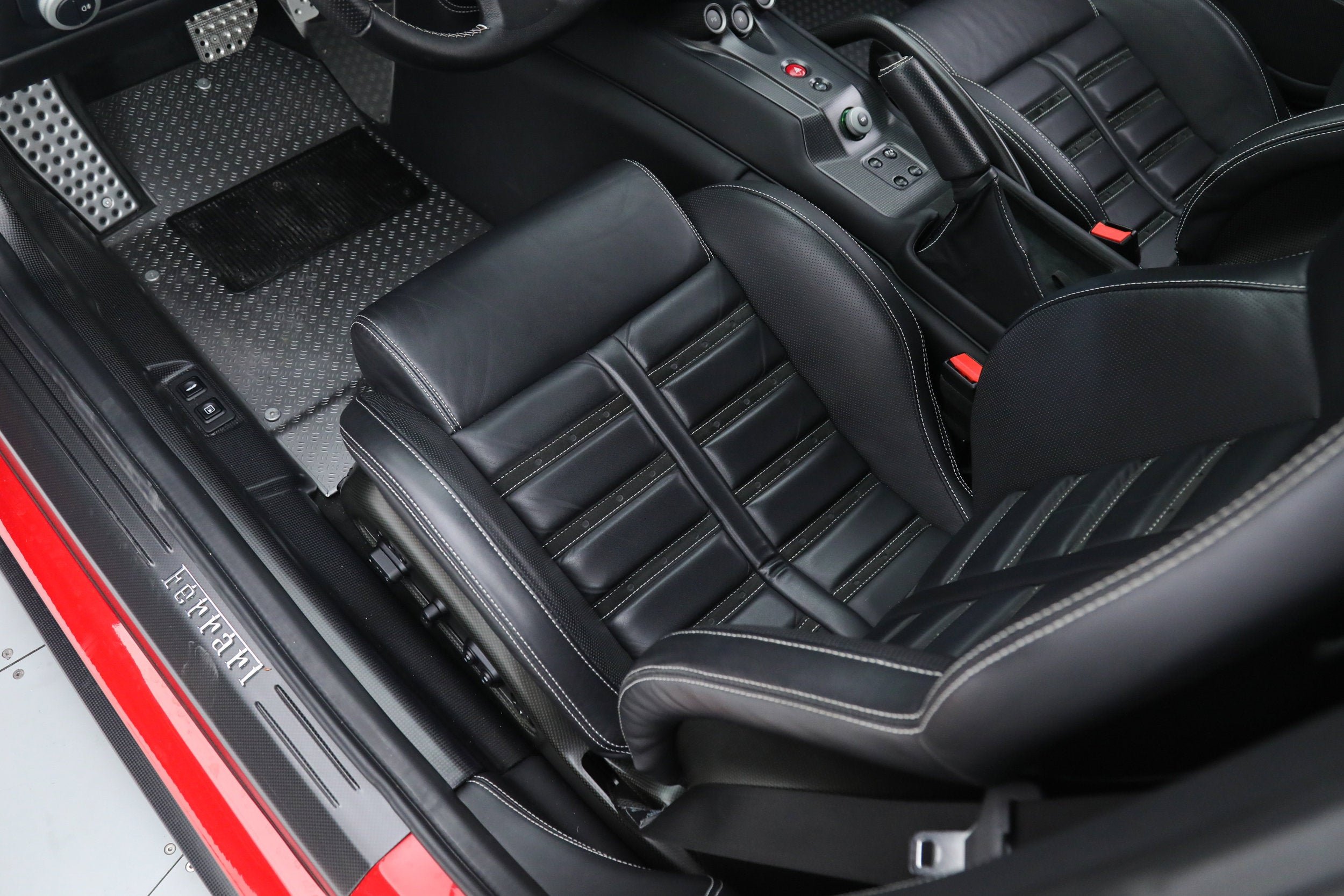 Used 2011 Rosso Corsa Ferrari  image 27