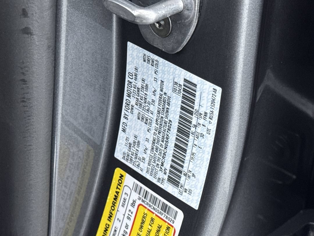 Used 2025 Light Blue Clearcoat Metallic Ford Outer Banks image 12