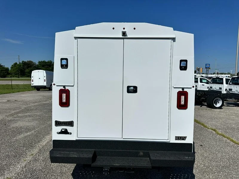 New 2027 Oxford White Ford SRW Low KUV image 4