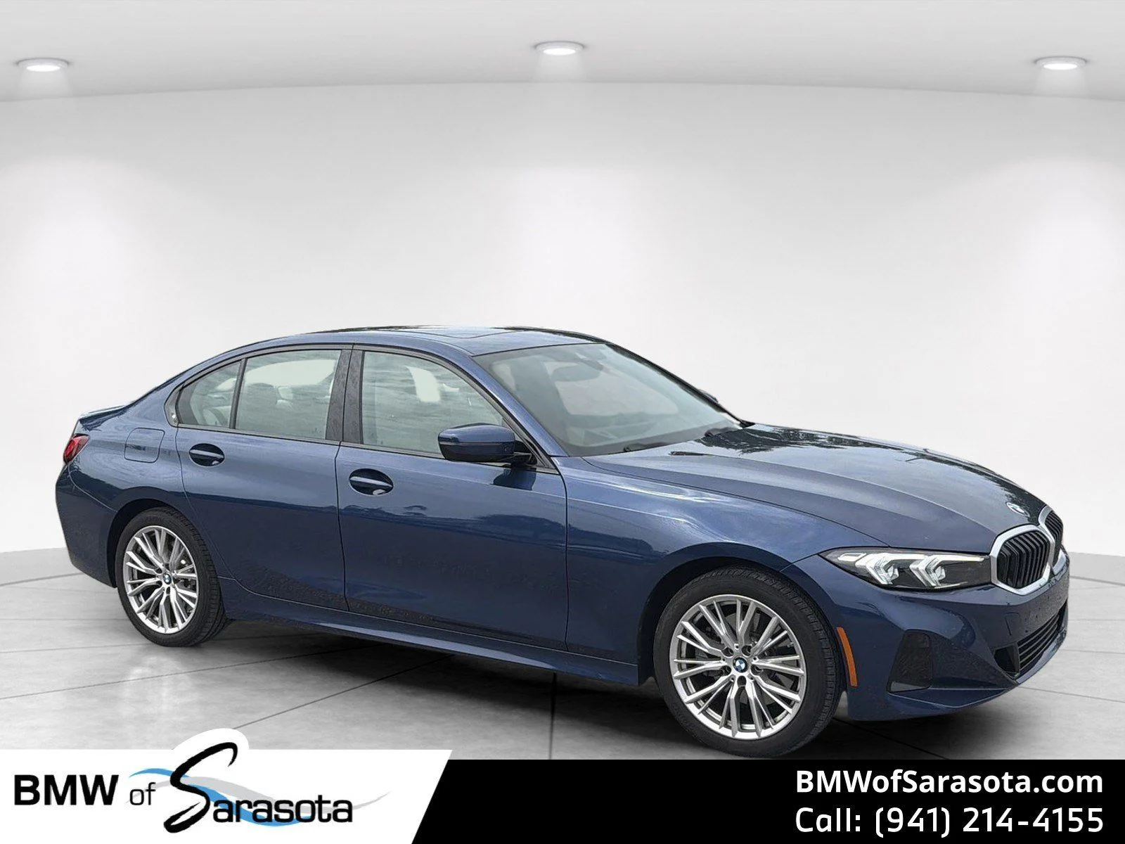 2023 BMW 3 Series 330i Sedan's photo