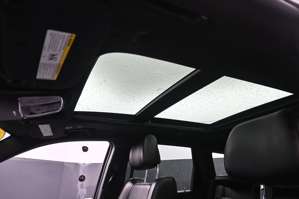 Used 2018 White Jeep Limited image 23