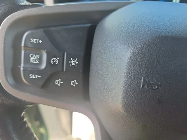 Used 2025 Green Ford Outer Banks image 17