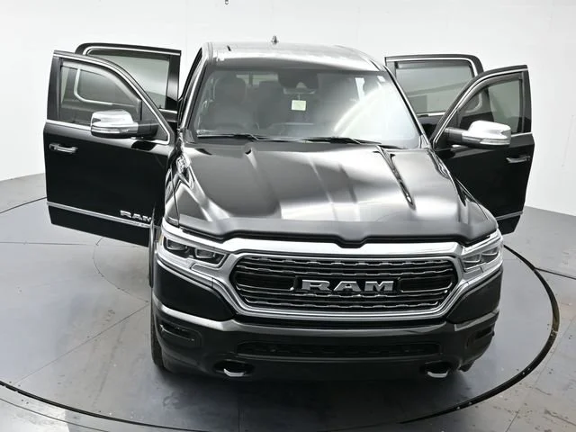 Used 2022 Diamond Black Cry Ram Limited image 41
