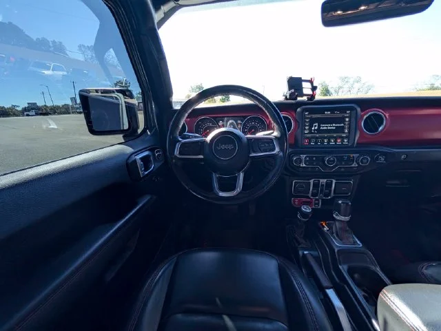 Used 2022 Gray Jeep Rubicon image 13