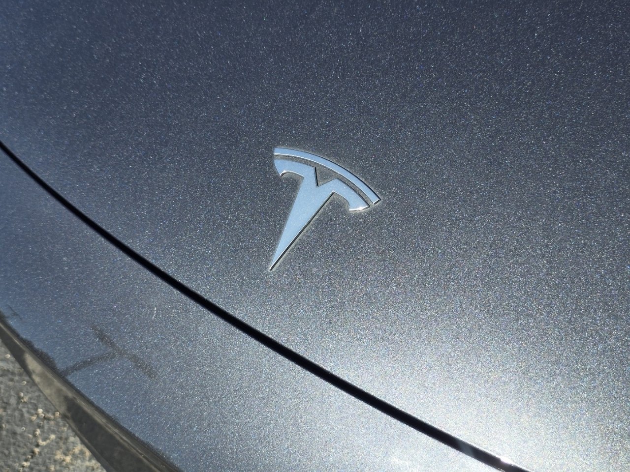 Used 2025  Tesla Long Range image 22