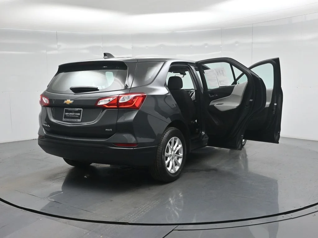 Used 2019 Gray Chevrolet LS image 6