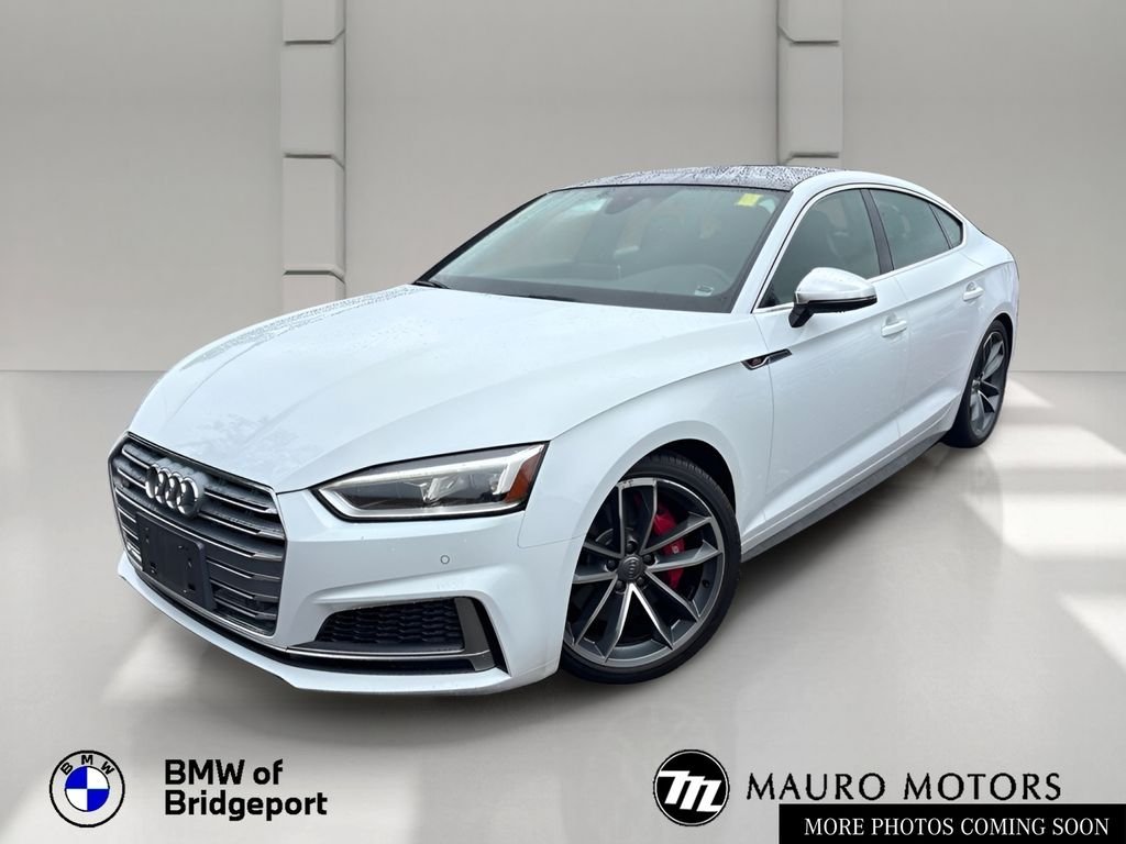 Used 2019  Audi Premium Plus image 1